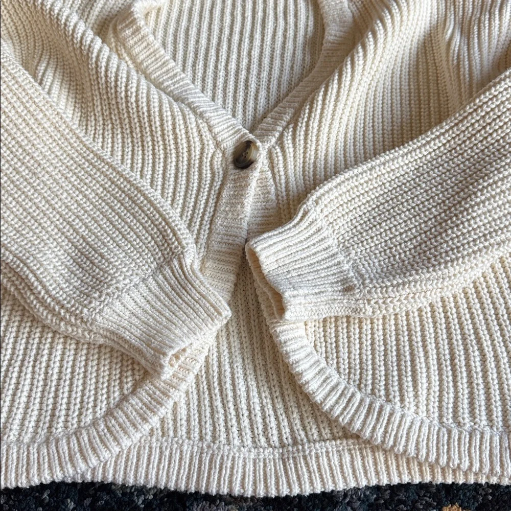 Madewell Shirttail Cardigan Sweater in Cream